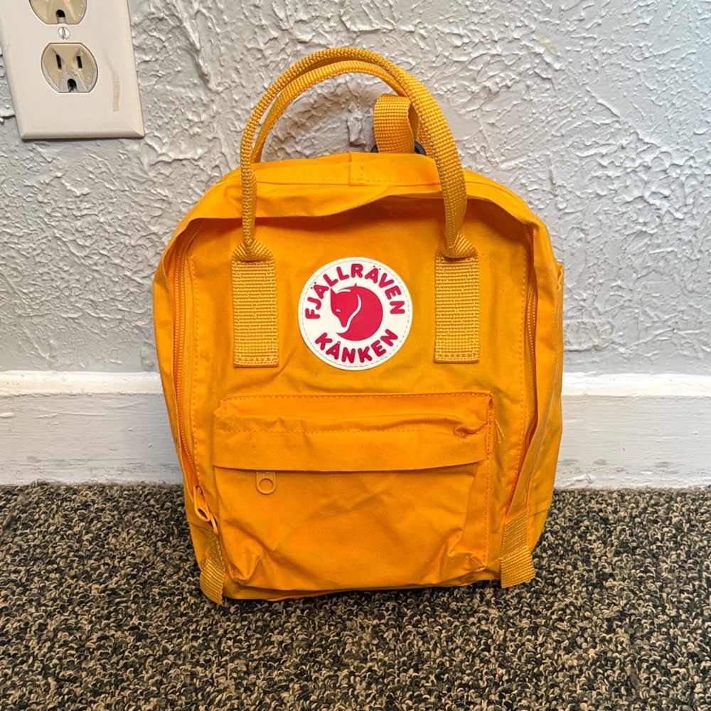 Kånken Mini Backpack - Yellow